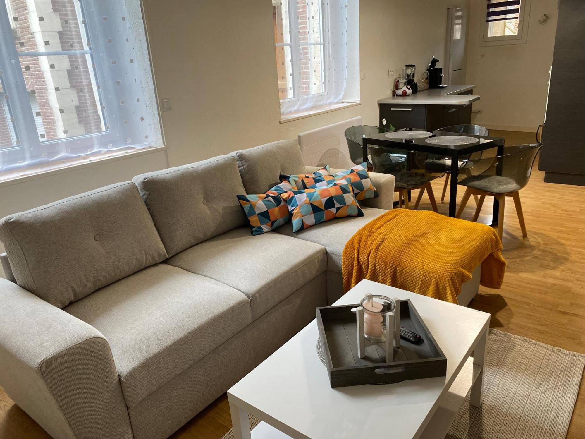 Appartement Coeur Centre Ville Noyon Exteriör bild