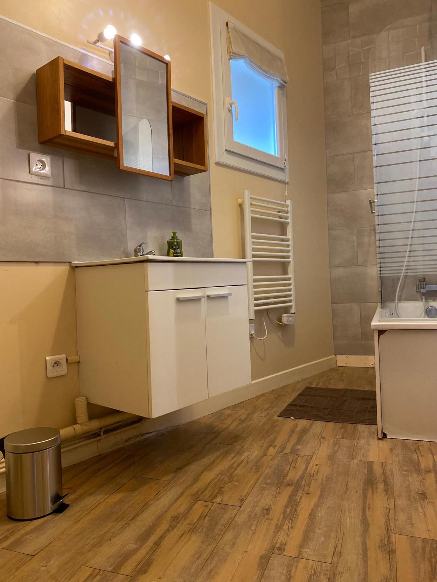 Appartement Coeur Centre Ville Noyon Exteriör bild